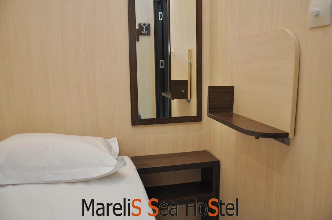 Marelis Sea Hostel ヴァルナ エクステリア 写真